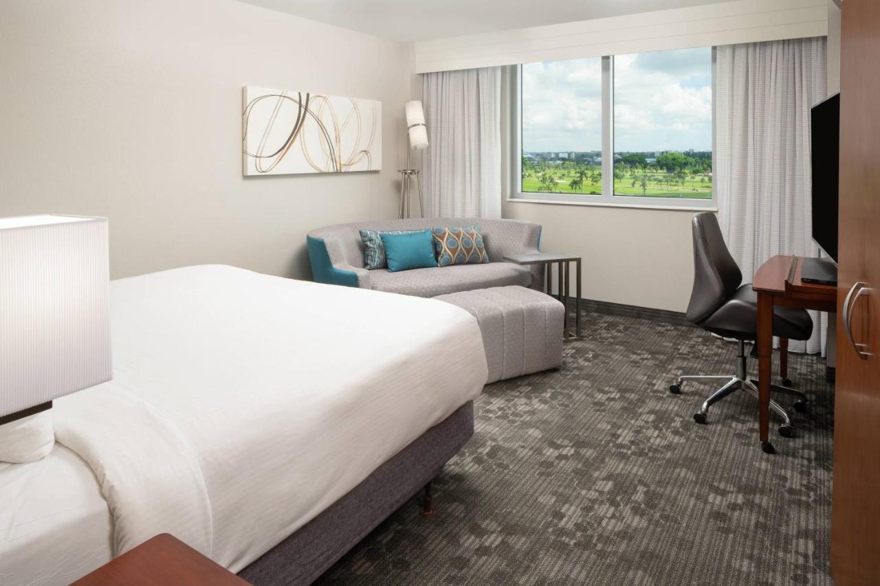 Courtyard By Marriott Miami Airport Otel Dış mekan fotoğraf